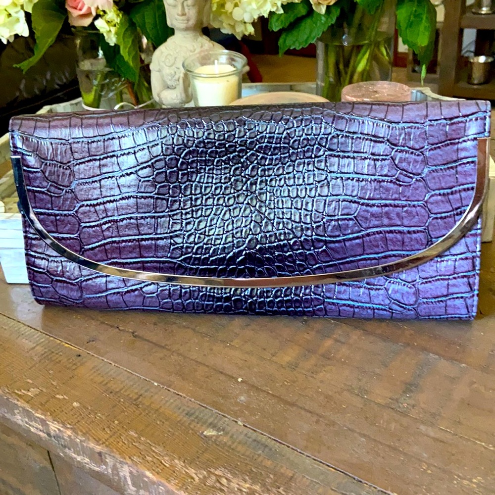 Purple clutch